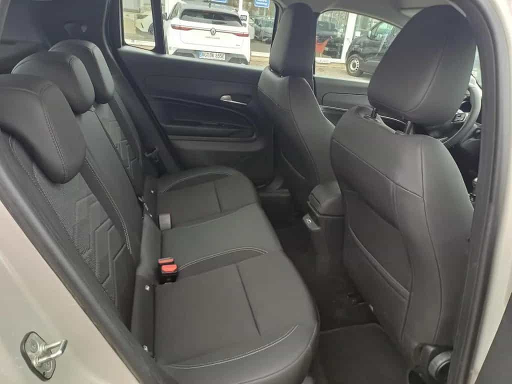 Jeep Avenger Altitude 1.2 GSE T3 100 PS Sitzheizung 09/2023-photo-7