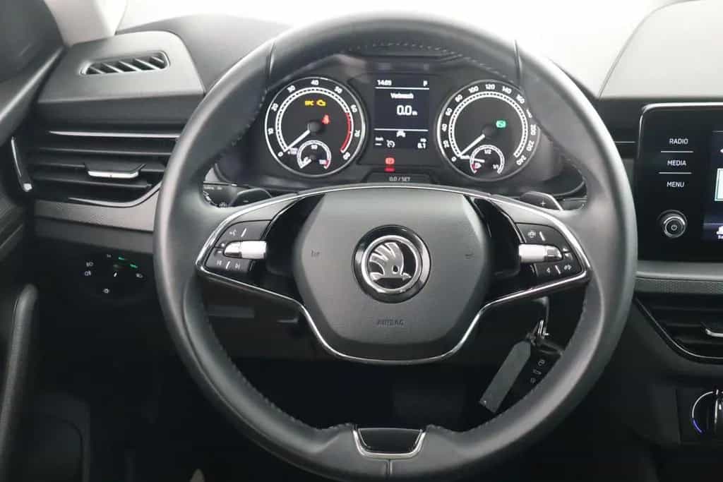 Skoda Scala AMBITION 1.0TSI DSG VOLL-LED+SITZHEIZUNG 09/2022-photo-13