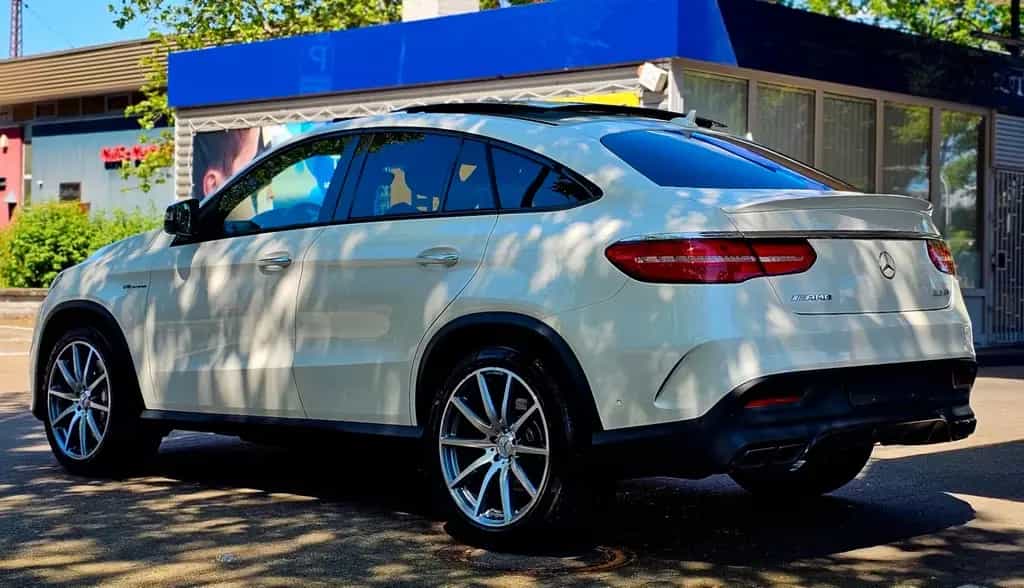Mercedes-Benz GLE 63 AMG Coupe 4Matic * VOLL !!* 04/2019-photo-4
