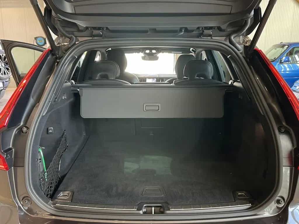 Volvo XC60 XC 60 Plus Dark AWD Bluetooth Navi LED Klima 02/2025-photo-15