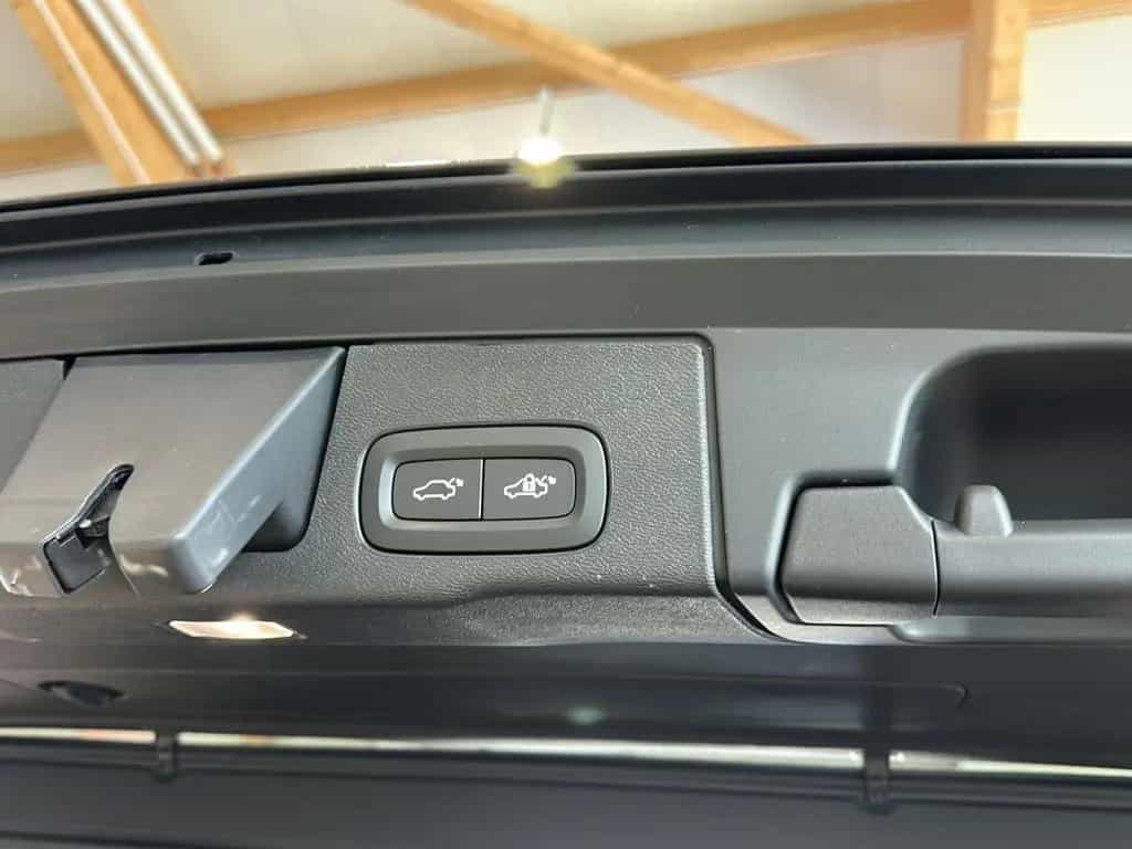 Volvo XC60 XC 60 Plus Dark AWD Bluetooth Navi LED Klima 02/2025-photo-20