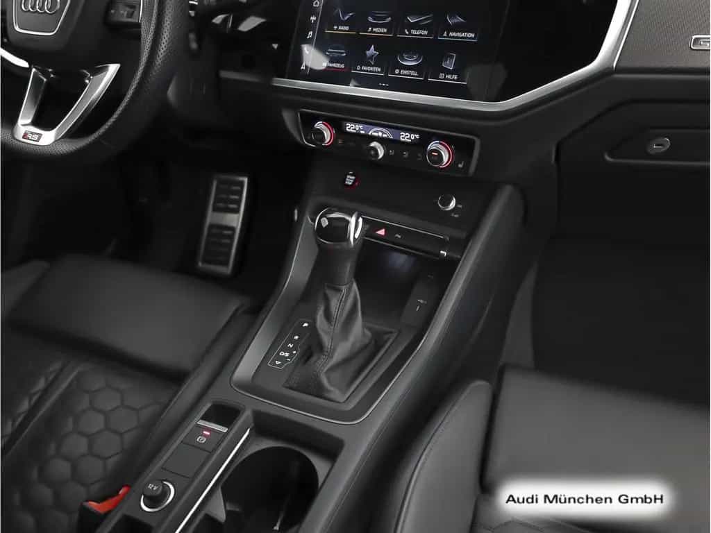 Audi RSQ3 RS Q3 Sportback S tronic Keramik/Pano/AHK/Sporta 01/2022-photo-17