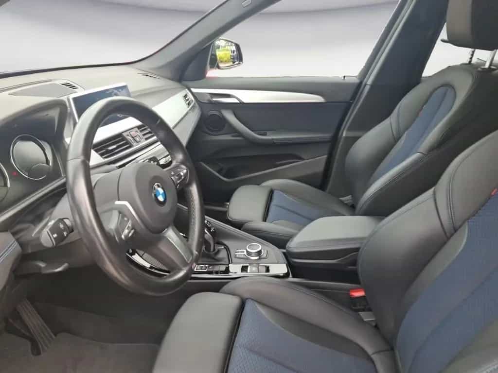 BMW X1 sDrive18i M-Sport AHK Rückfahrkamera LED HIFI 12/2020-photo-1