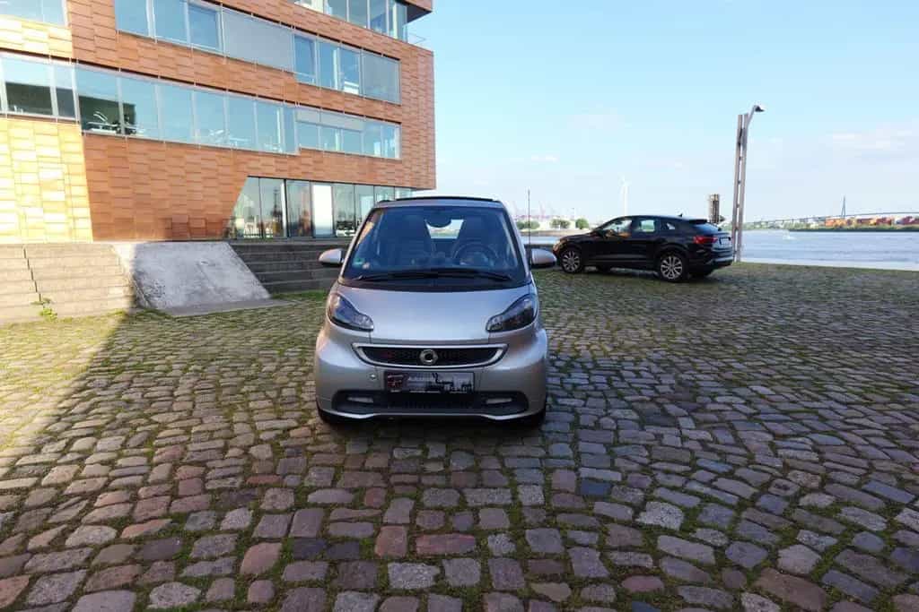 Smart ForTwo fortwo cabrio Brabus 04/2013-photo-19