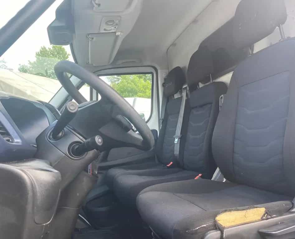 Iveco Other Daily 3.0 35S21V H2 12M3 2SchiebeTür StHzg 03/2018-photo-8