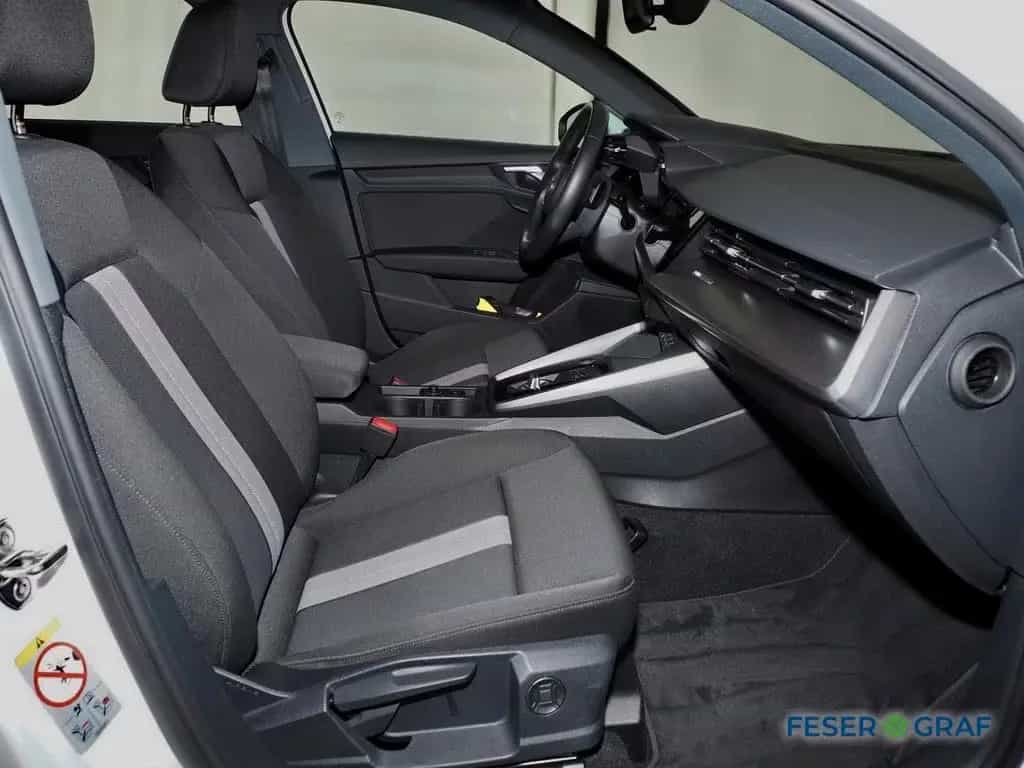 Audi A3 Sportback 35 TFSI 110 S tronic Smartphone-Int 01/2023-photo-3