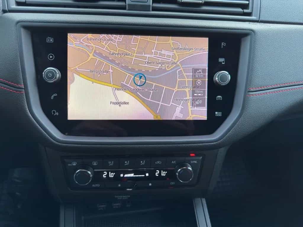 Seat Ibiza FR/Automatik/Navi/Temp 09/2018-photo-17