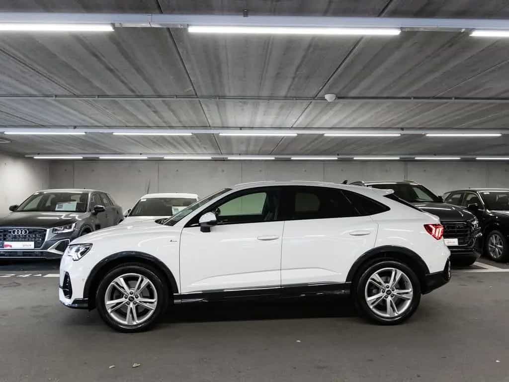 Audi Q3 Sportback 40 TFSI quattro S line AHK Keyless 10/2023-photo-3