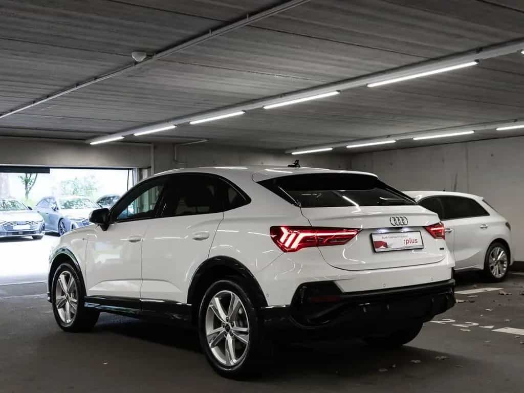 Audi Q3 Sportback 40 TFSI quattro S line AHK Keyless 10/2023-photo-4