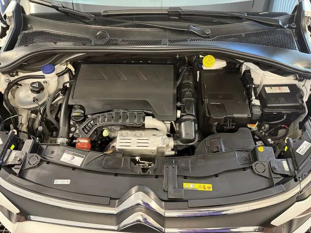 Citroën C3 1.2 PureTech 110 Shine Stop&Start 10/2023-photo-14