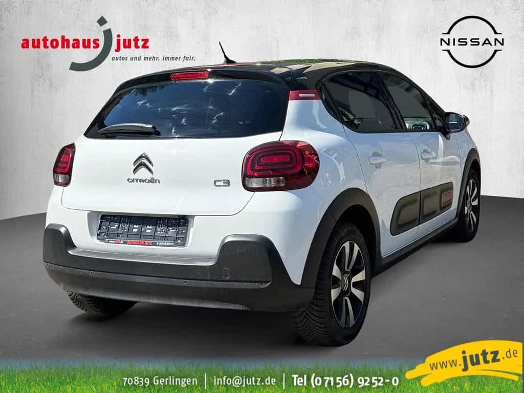 Citroën C3 1.2 PureTech 110 Shine Stop&Start 10/2023-photo-3