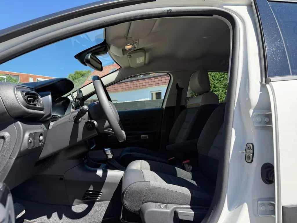 Citroën C3 1.2 PureTech 110 Shine Stop&Start 10/2023-photo-6