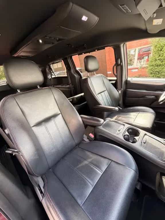 Dodge Grand Caravan 3.6 V6 LPG Gran Tourismo STOW N GO 07/2017-photo-25