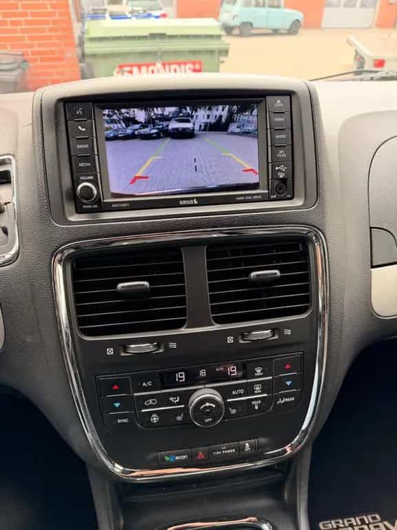 Dodge Grand Caravan 3.6 V6 LPG Gran Tourismo STOW N GO 07/2017-photo-28