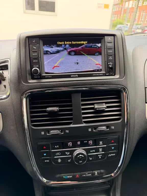 Dodge Grand Caravan 3.6 V6 LPG Gran Tourismo STOW N GO 07/2017-photo-31