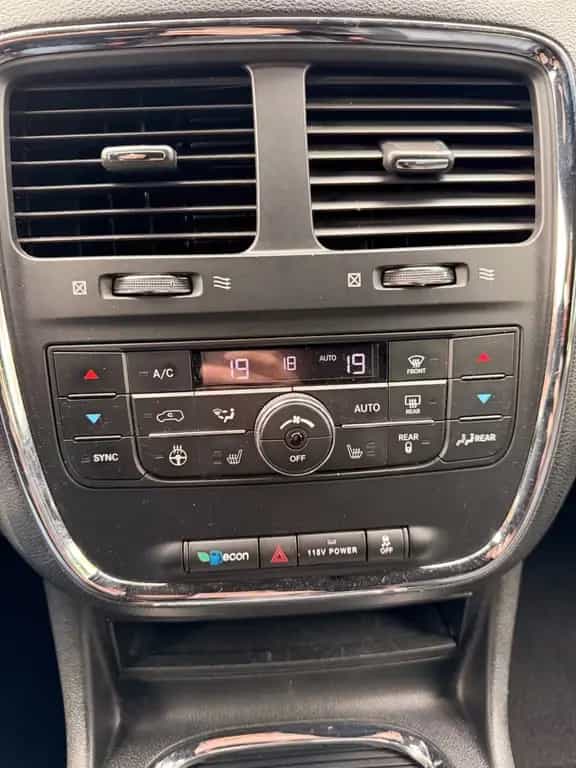Dodge Grand Caravan 3.6 V6 LPG Gran Tourismo STOW N GO 07/2017-photo-32