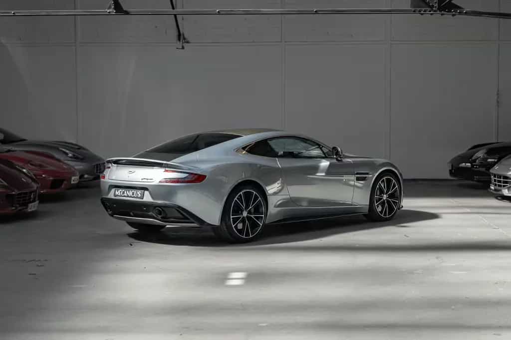 Aston Martin Vanquish Centenary *Low Mileage* 01/2014-photo-1