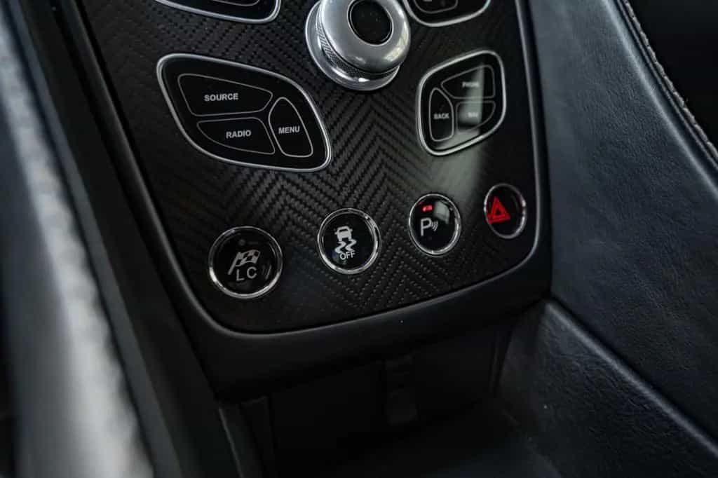 Aston Martin Vanquish Centenary *Low Mileage* 01/2014-photo-18