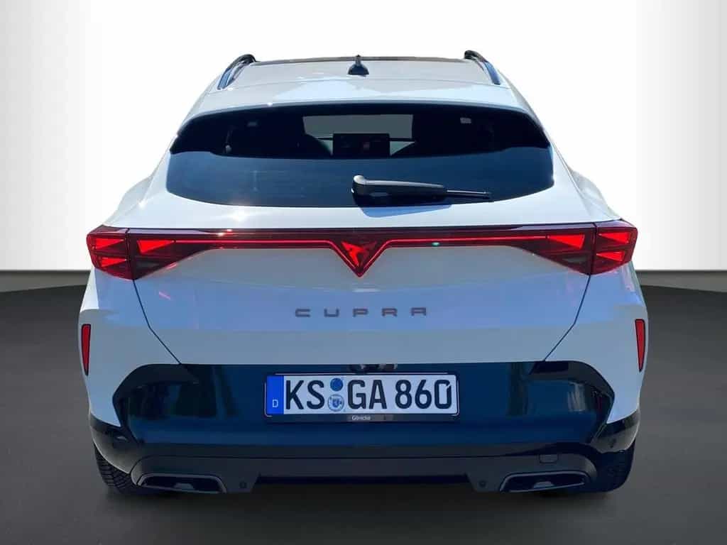 Cupra Formentor 1.5 eTSI DSG, AHK, RFK, PANO 04/2025-photo-3