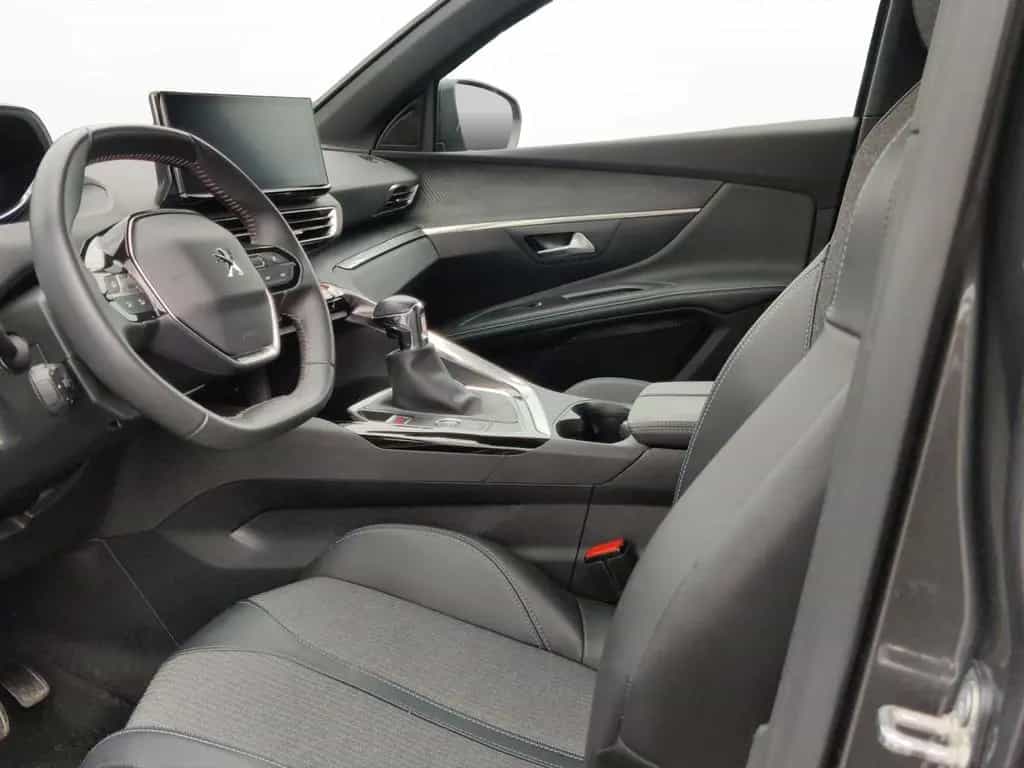 Peugeot 5008 Allure Pack PT130 Kamera PDC SHZ Navi 02/2024-photo-8