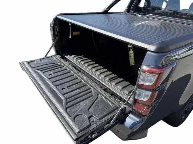 Isuzu D-Max 1.9 td crew N60F 4x4 auto NITRO SPOR 10/2025-photo-8