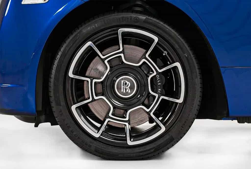 Rolls-Royce Wraith Black Badge Wraith Duo Tone Full 10/2023-photo-7