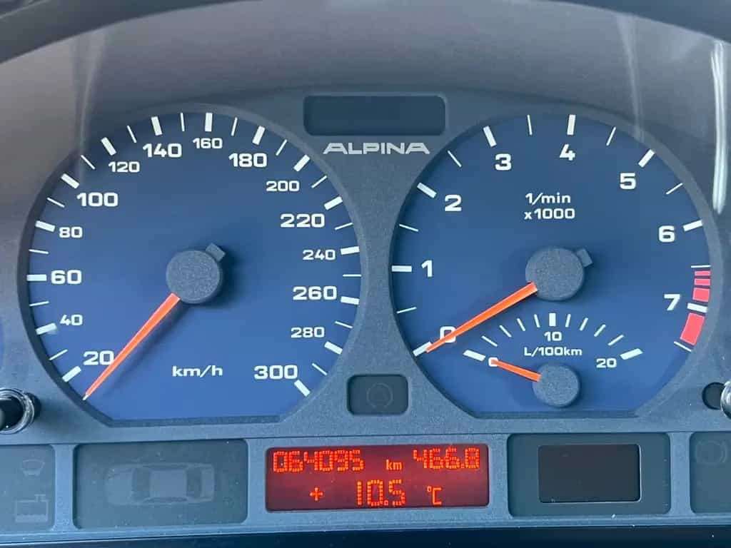 ALPINA B3 3,3 Touring Scheckheft, deutsches Fahrzeug 08/2002-photo-8