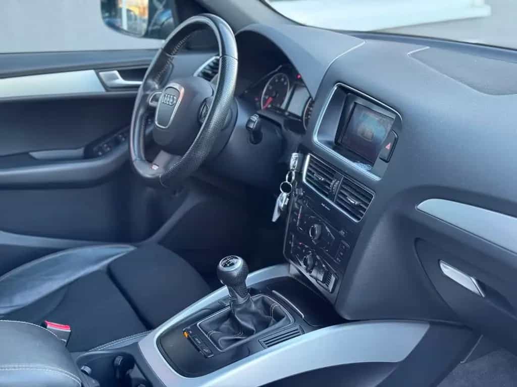 Audi Q5 2.0 TFSI 155 kW quattro *Neuer Motor*AHK 03/2010-photo-15