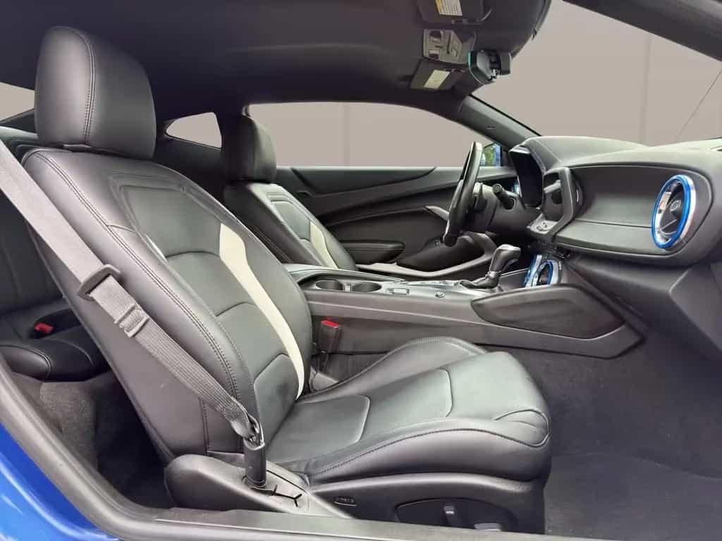 Chevrolet Camaro Coupé Turbo 09/2020-photo-16