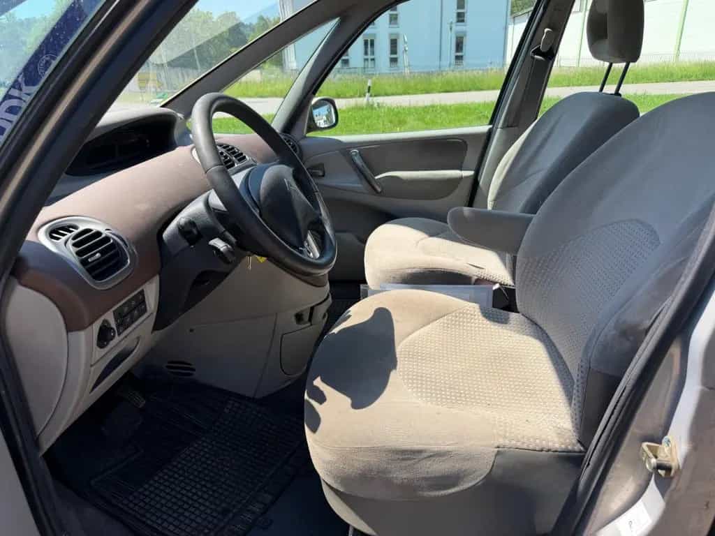 Citroën Xsara Picasso 2.0 16V Exclusive Automatik*1.HAND 08/2003-photo-13