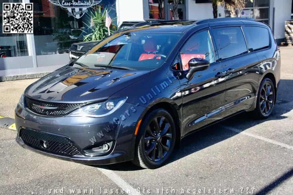 Chrysler Pacifica Limited Red S/360°/Theater/CLEAN-CarFax 12/2019-photo-0