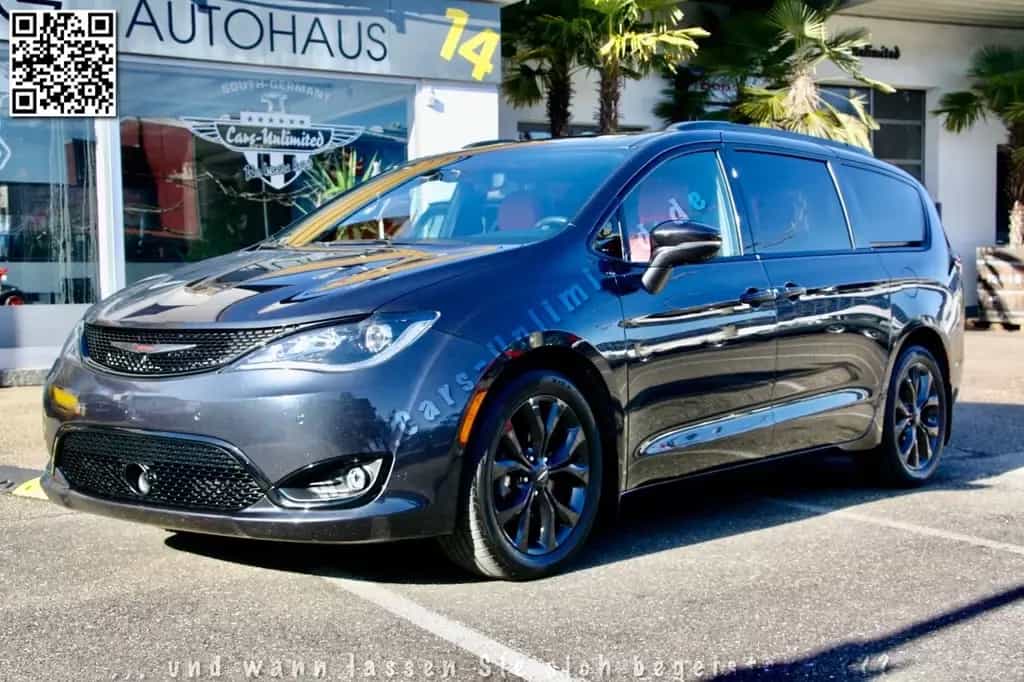 Chrysler Pacifica Limited Red S/360°/Theater/CLEAN-CarFax 12/2019-photo-1