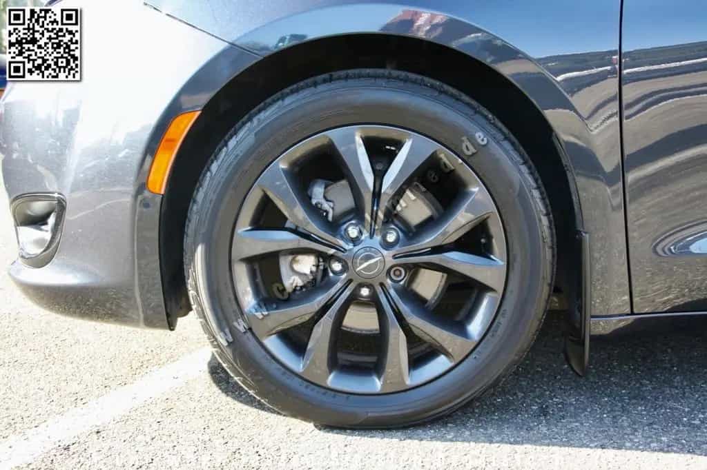 Chrysler Pacifica Limited Red S/360°/Theater/CLEAN-CarFax 12/2019-photo-16