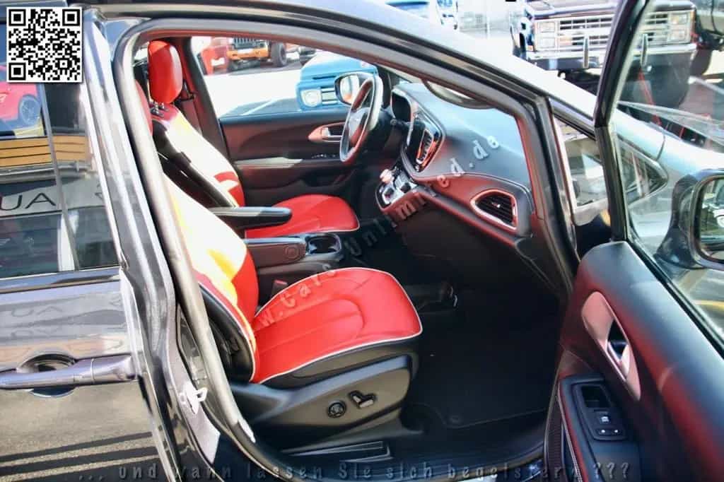 Chrysler Pacifica Limited Red S/360°/Theater/CLEAN-CarFax 12/2019-photo-31