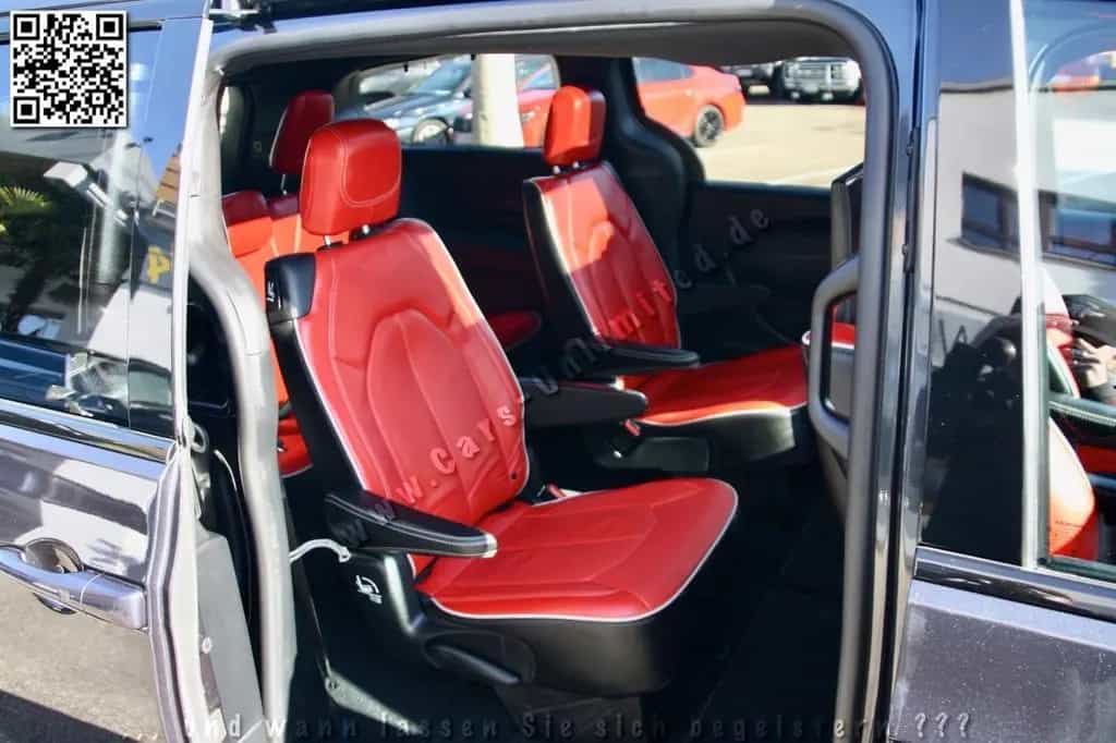 Chrysler Pacifica Limited Red S/360°/Theater/CLEAN-CarFax 12/2019-photo-35
