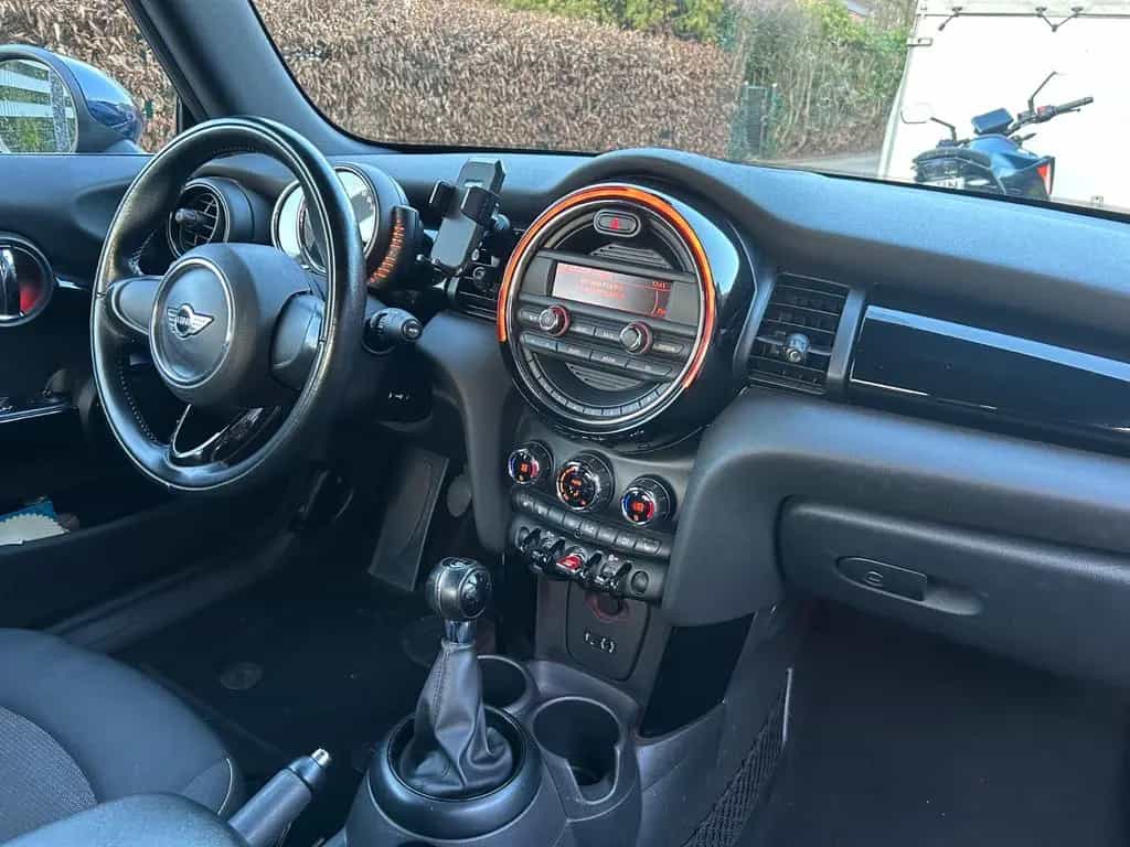 MINI One Cabrio One 02/2018-photo-10