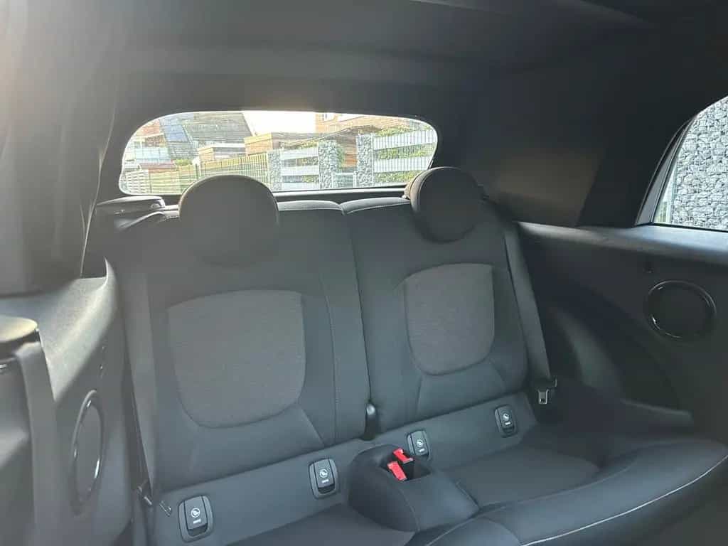 MINI One Cabrio One 02/2018-photo-9