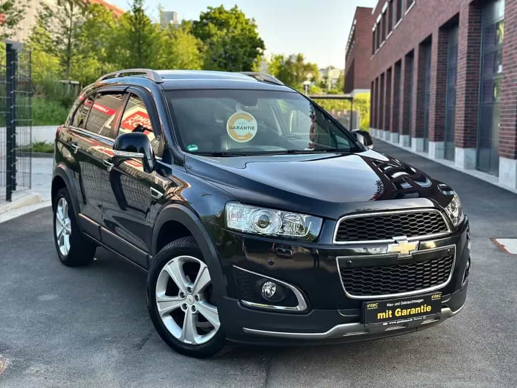 Chevrolet Captiva 2.2 4WD 1.HAND|KEYLESS|PDC|AHK|7.SITZER* 10/2013-photo-0