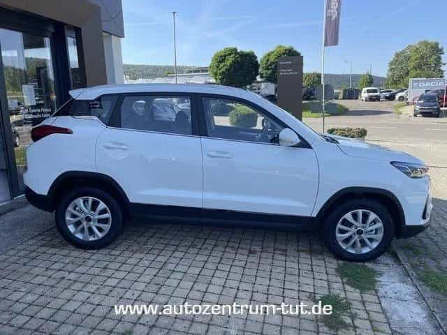 BAIC Beijing X35 Facelift 1.5-T Fashion+MEDIA-Paket 08/2024-photo-2
