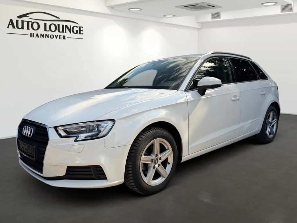 Audi A3 Sportback 35 TFSI ACT | Xenon Plus | Klima 01/2019-photo-2