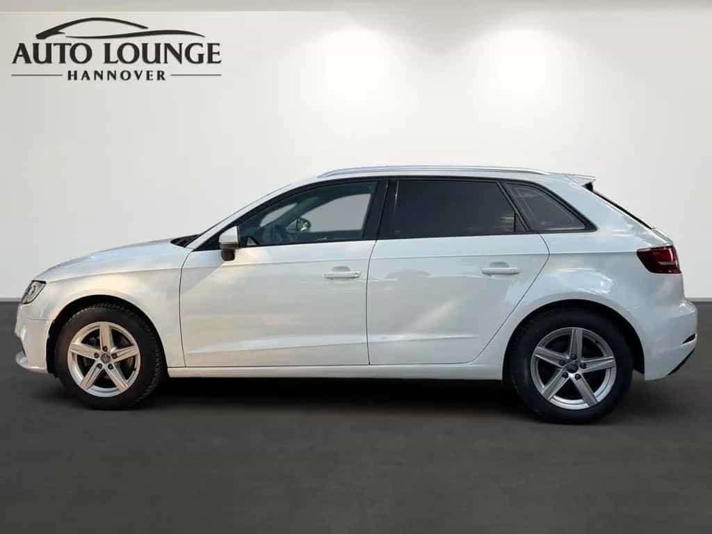 Audi A3 Sportback 35 TFSI ACT | Xenon Plus | Klima 01/2019-photo-3