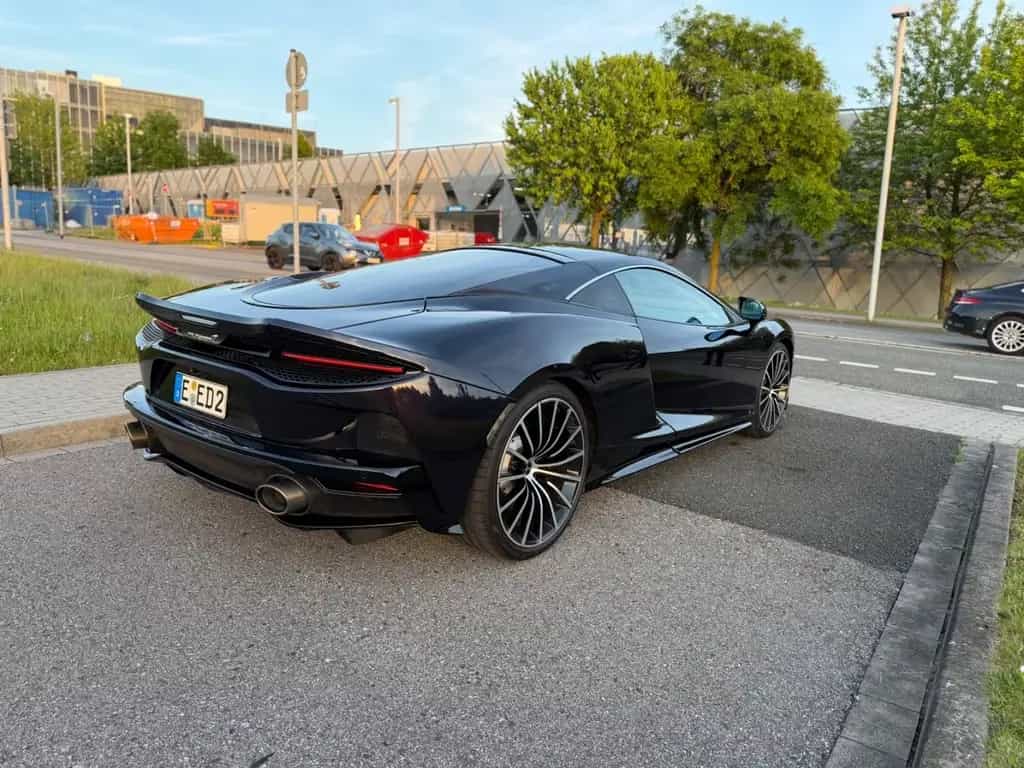 McLaren GT / LIFT / KEY /  Amethyst Black Sonderlack 09/2020-photo-4