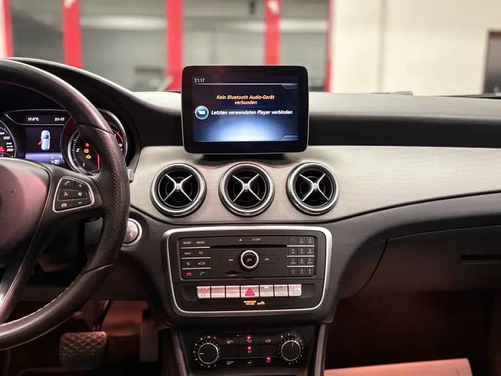 Mercedes-Benz CLA 220 Shooting Brake | LED | Pano | Automatik 09/2017-photo-22