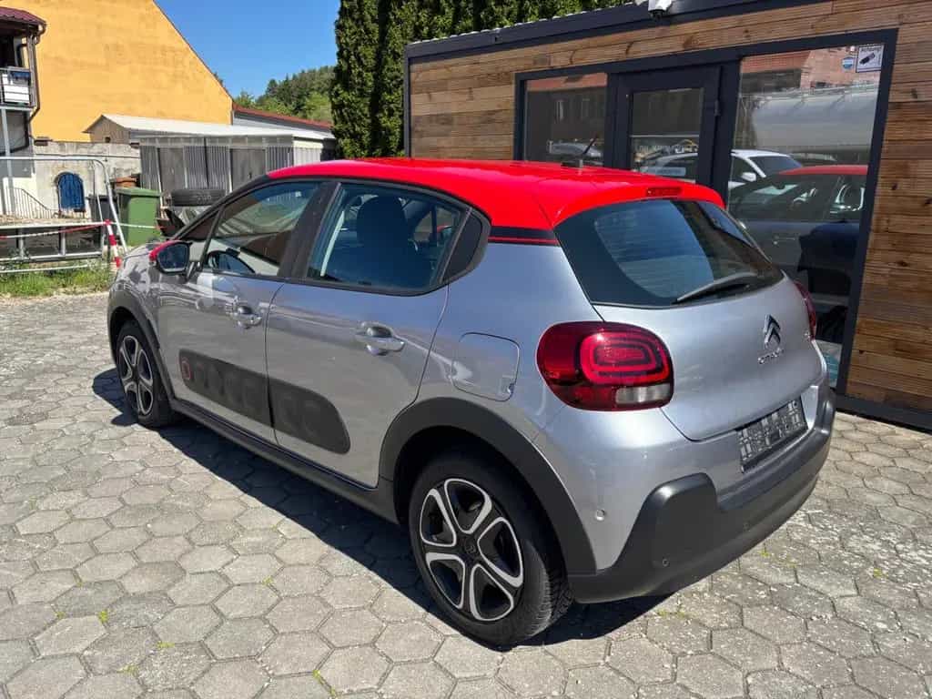 Citroën C3 PureTech 110 Stop&Start SHINE*NAVI*KAM*LED* 12/2019-photo-3