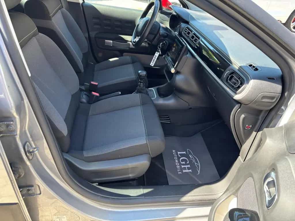 Citroën C3 PureTech 110 Stop&Start SHINE*NAVI*KAM*LED* 12/2019-photo-9