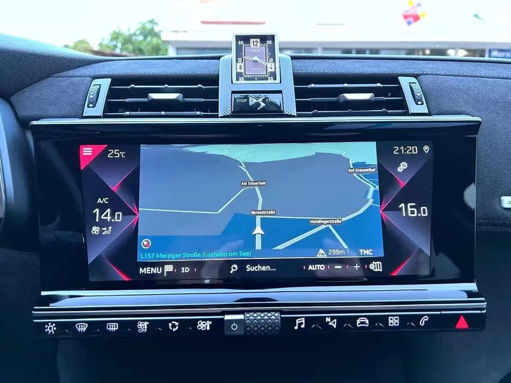 DS Automobiles DS7 (Crossback) DS7 Crossback 2,0 Ltr. Aut. Performance Navi LED 04/2018-photo-11