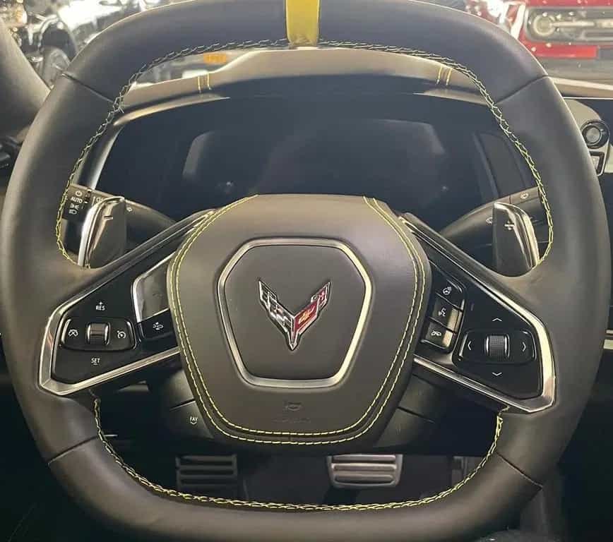 Corvette C8 C8 3LT Stingray Convertible R-Pack 12/2025-photo-22
