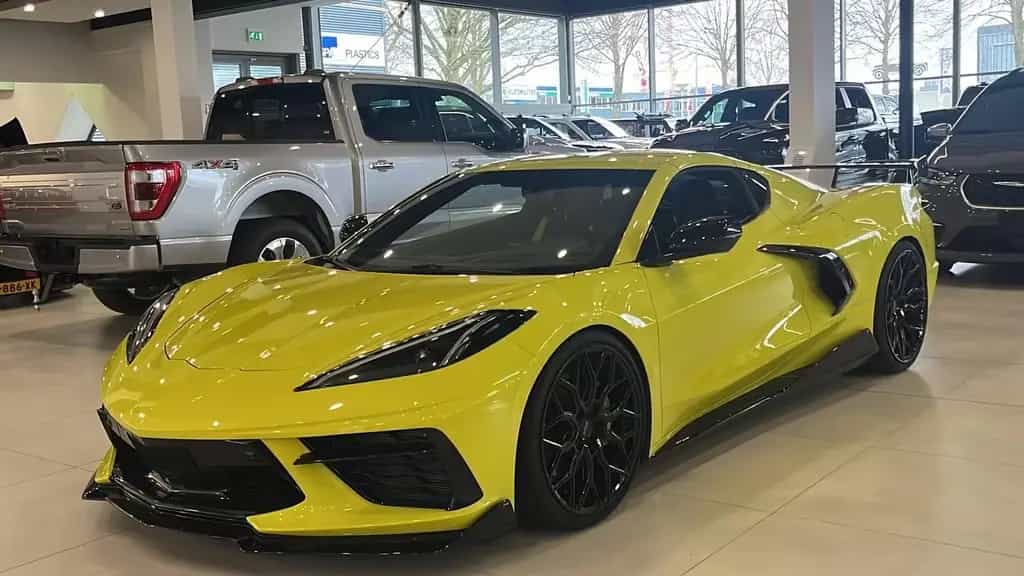 Corvette C8 C8 3LT Stingray Convertible R-Pack 12/2025-photo-7