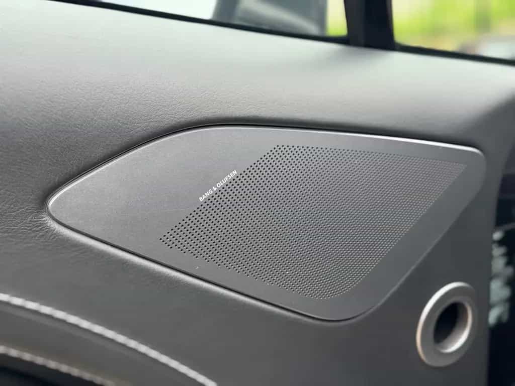 Aston Martin Rapide 6.0 V12 Touchtronic | Aston History 09/2011-photo-10