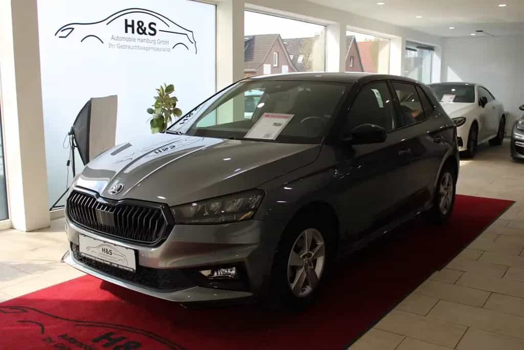 Skoda Fabia 1.0 TSI DSG Monte Carlo 04/2023-photo-3